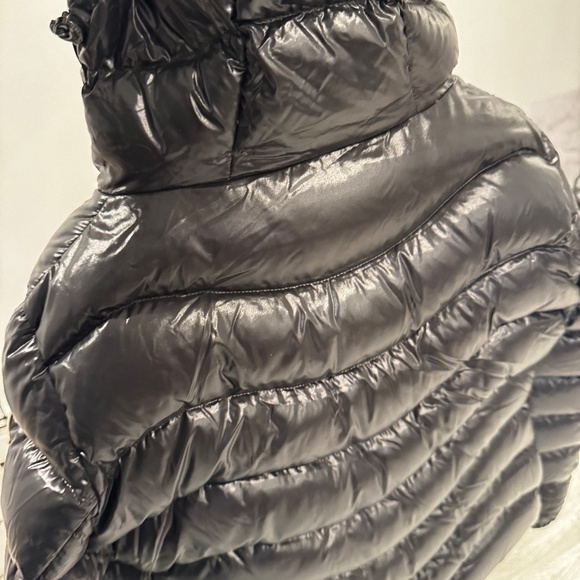 MONCLER COAT - Picture 8 of 11